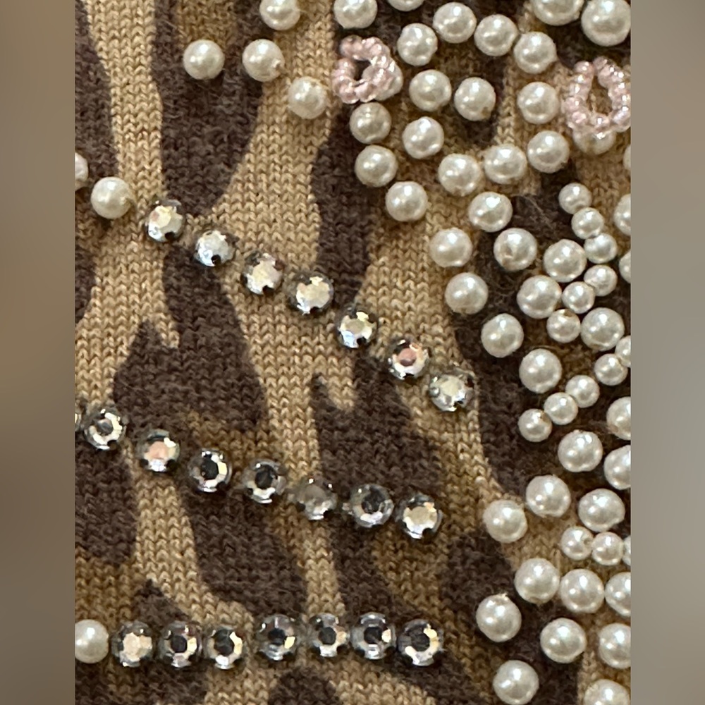 Nieman Marcus Vintage Pearl & Rhinestone Leopard Print Cardigan - Picture 3 of 15